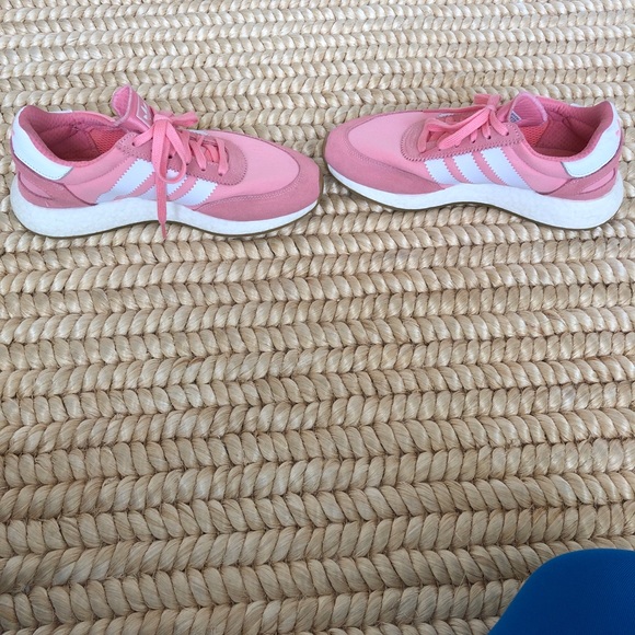 ADIDAS Women’s Sneakers, size 8.5 US, NWT - Picture 7 of 7